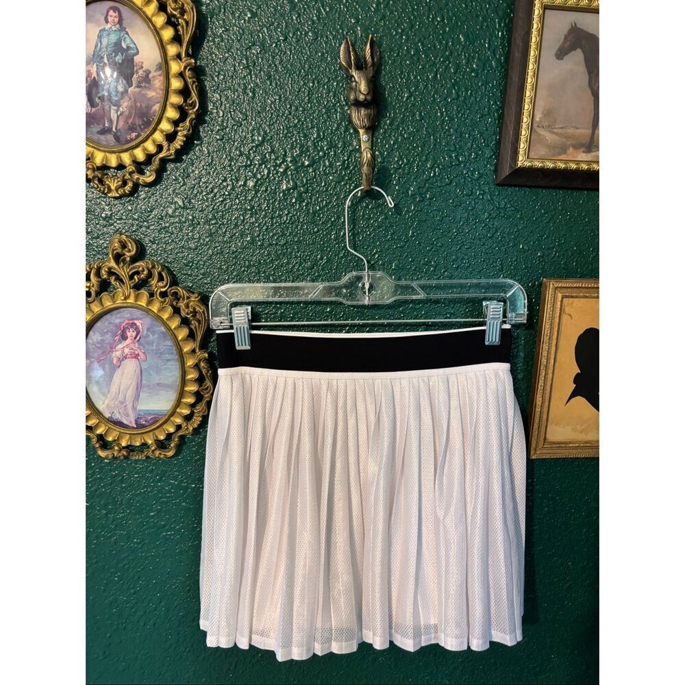 Athleta Pinnacle Skort White and Black Sz XS